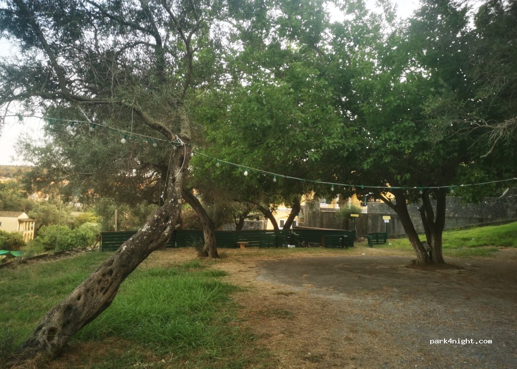 (490 83) Liapades - — foto