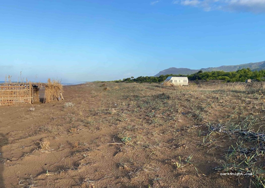 (270 54) Kaifas - Unnamed Road — foto 4
