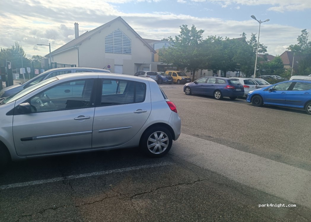 (39120) Chaussin - 6 Rue de la Gendarmerie — foto