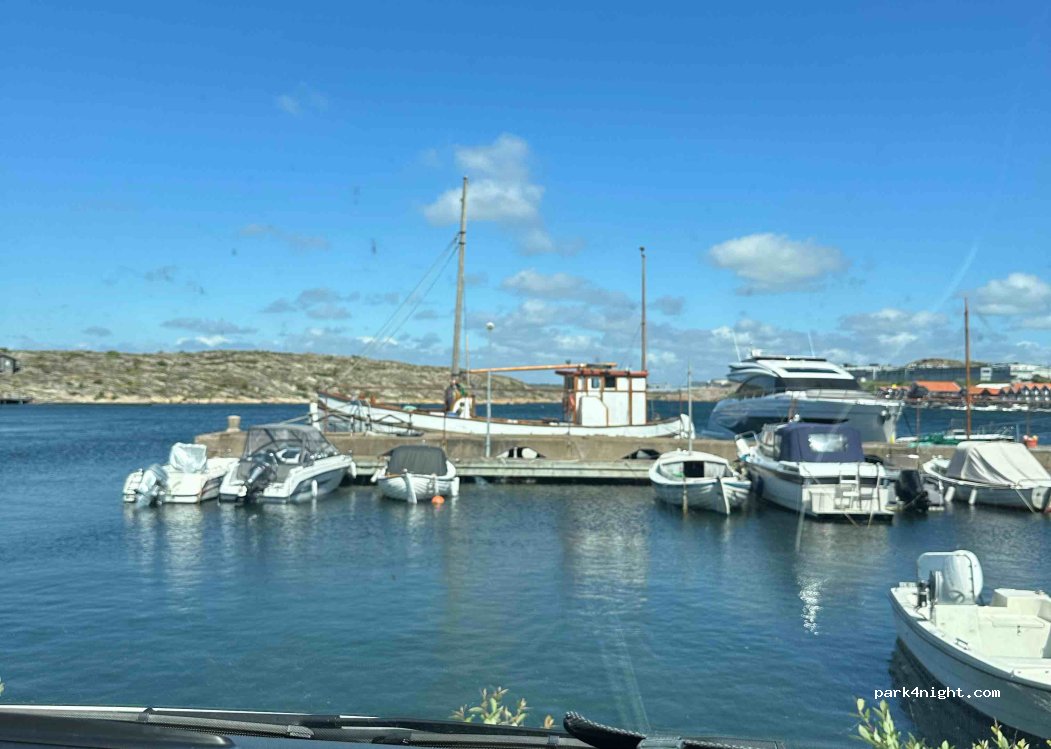 (456 50) Smögen - 10 Sälebådsvägen — foto 3