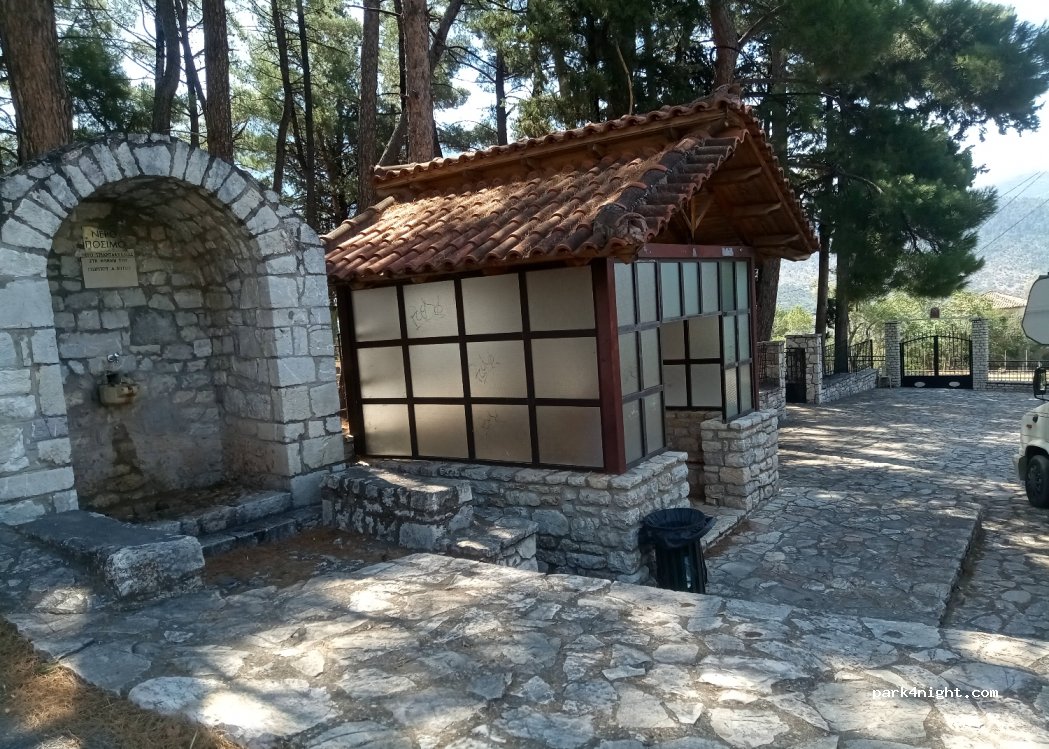 (250 07) Lycuria - Unnamed Road — foto 2