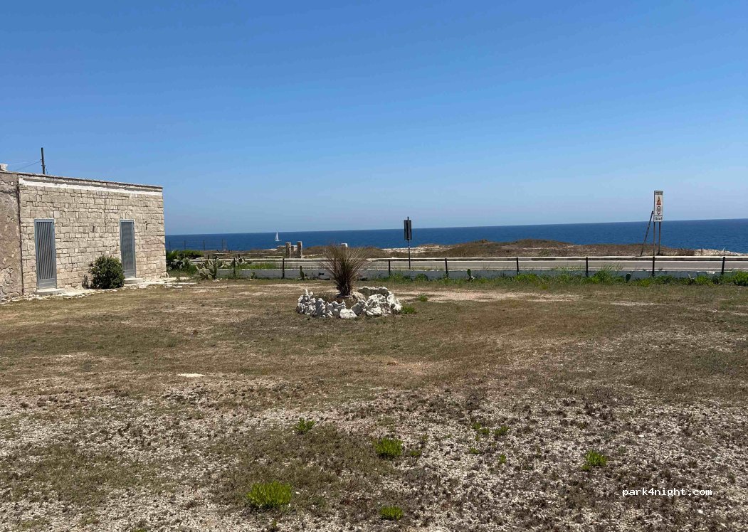 (73026) Torre dell'Orso - 112 Via Omero — foto