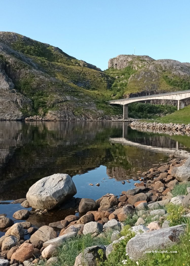 (7740) Sørjær - 70 Riksveg 715 — foto 2