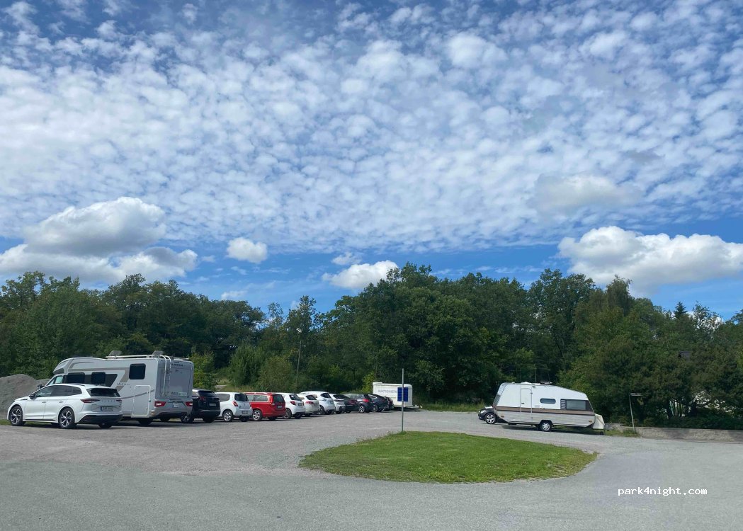 (647 30) Mariefred - 12 Hammarvägen — foto 2