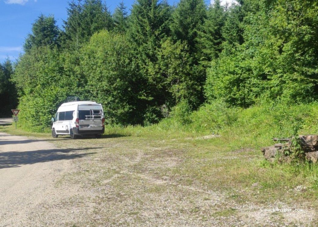 (25270) Villers-sous-Chalamont - Rue des Sapins — foto