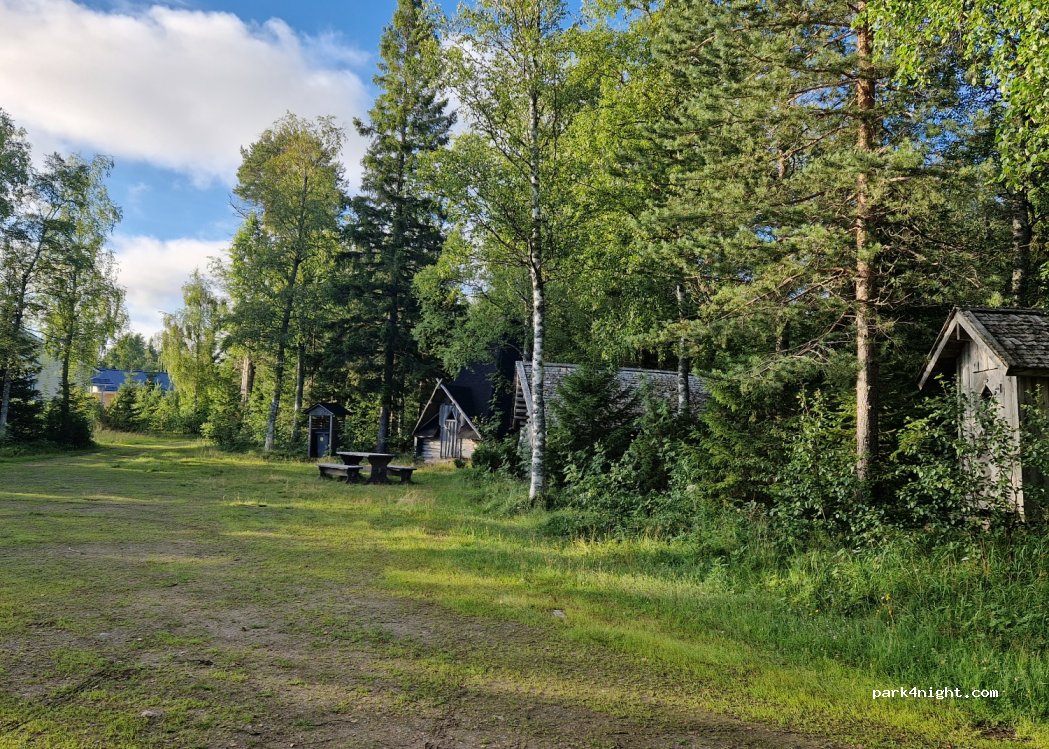 (95110) Kuivaniemi - 16 Kaakkuriniementie — foto