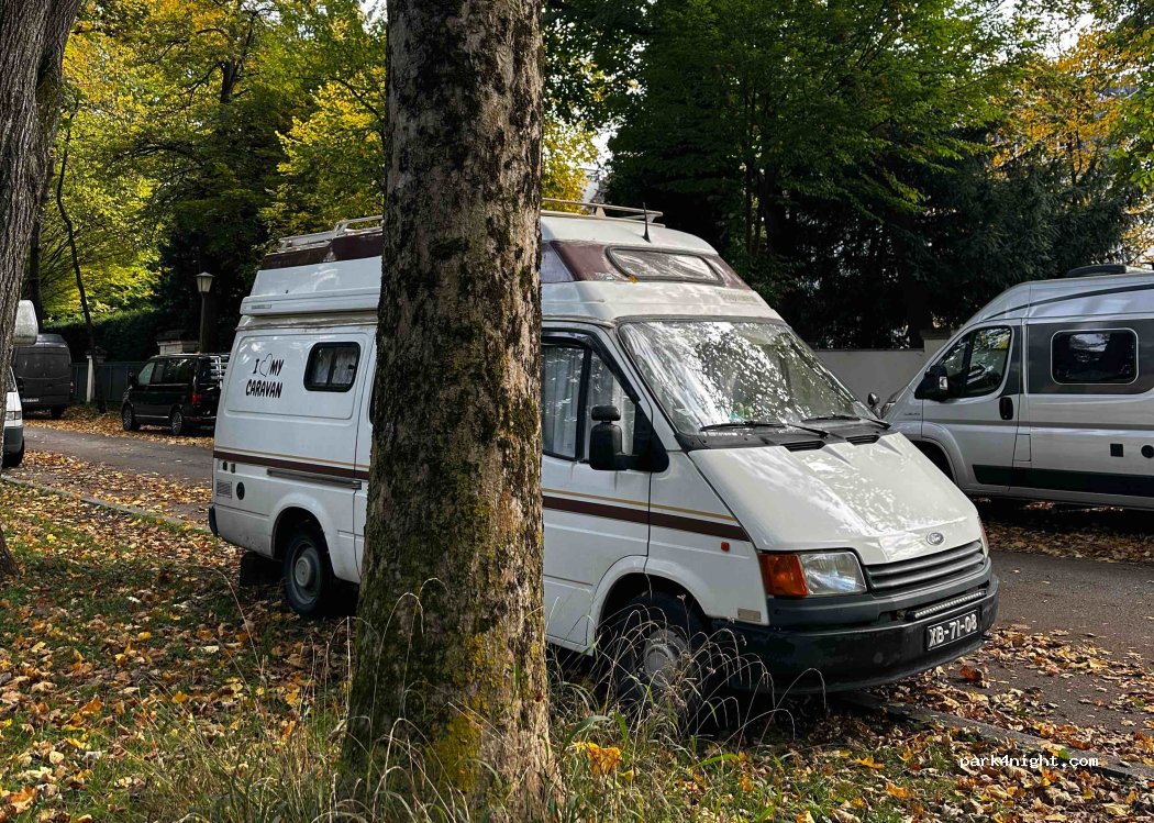 (81679) München - 17 Pienzenauerstraße — foto