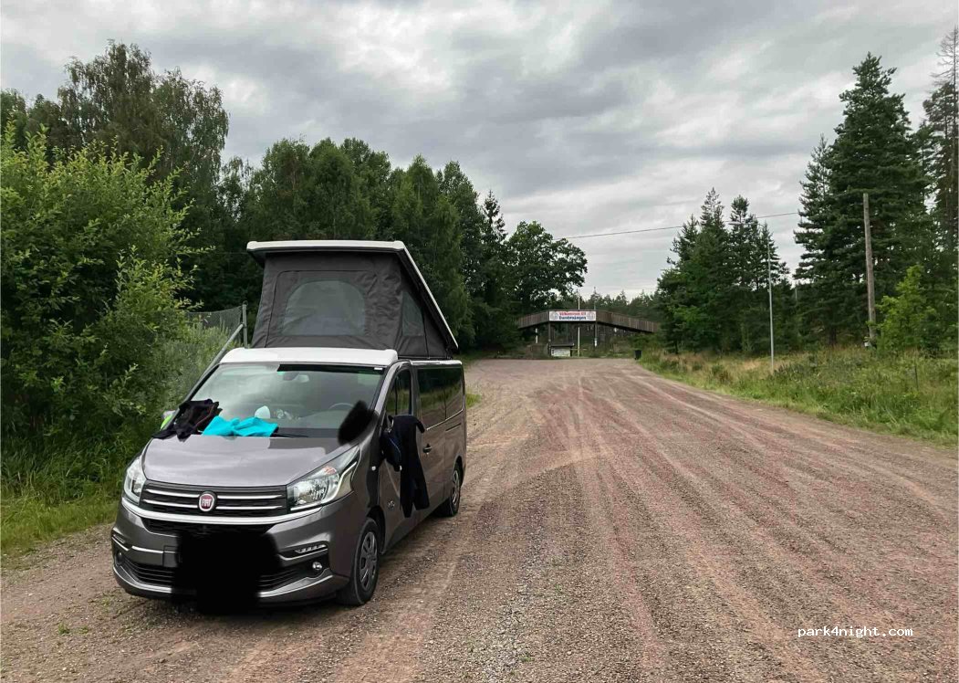 (611 90)  - Rösängsvägen — foto 2