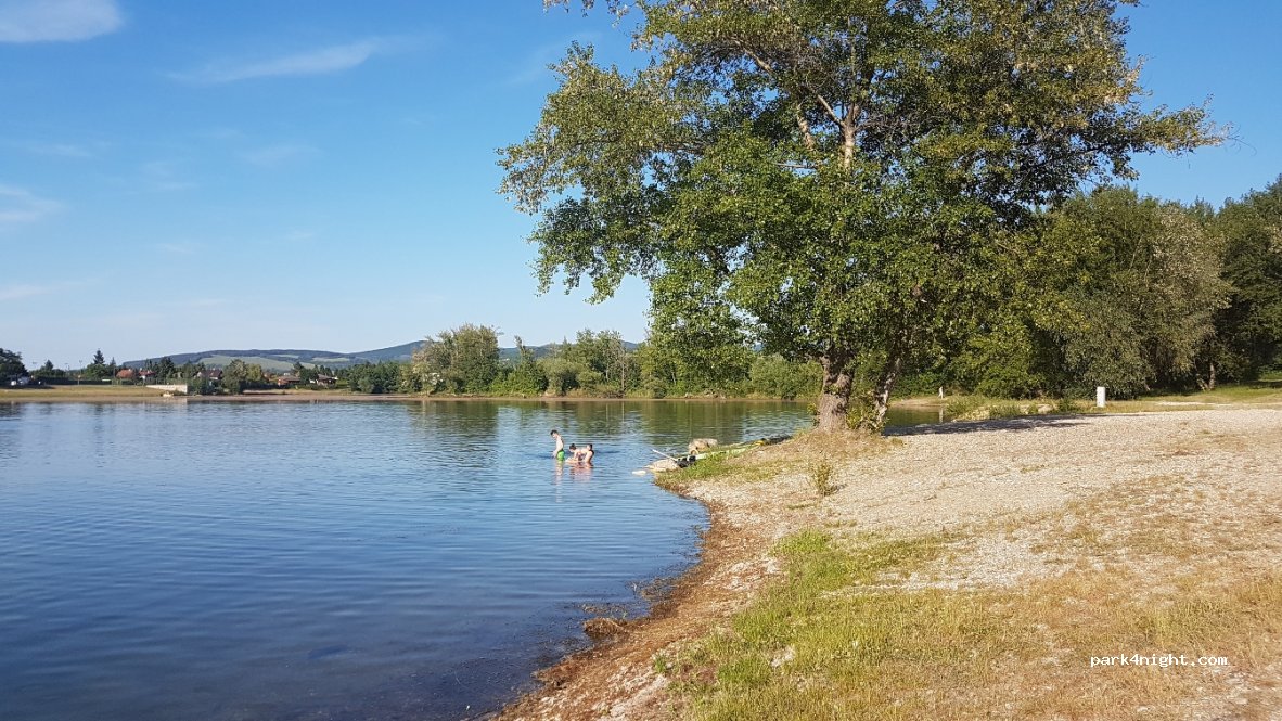 Camping zelená voda — foto 3