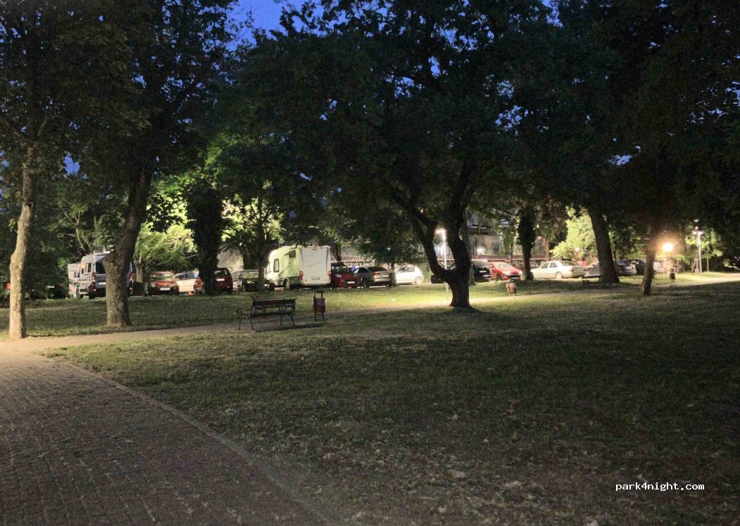(300023) Timișoara - 21 Splaiul Spiru Haret — foto 3
