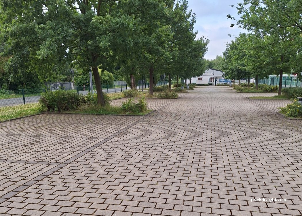 (44319) Dortmund - 75 Fränkischer Friedhof — foto