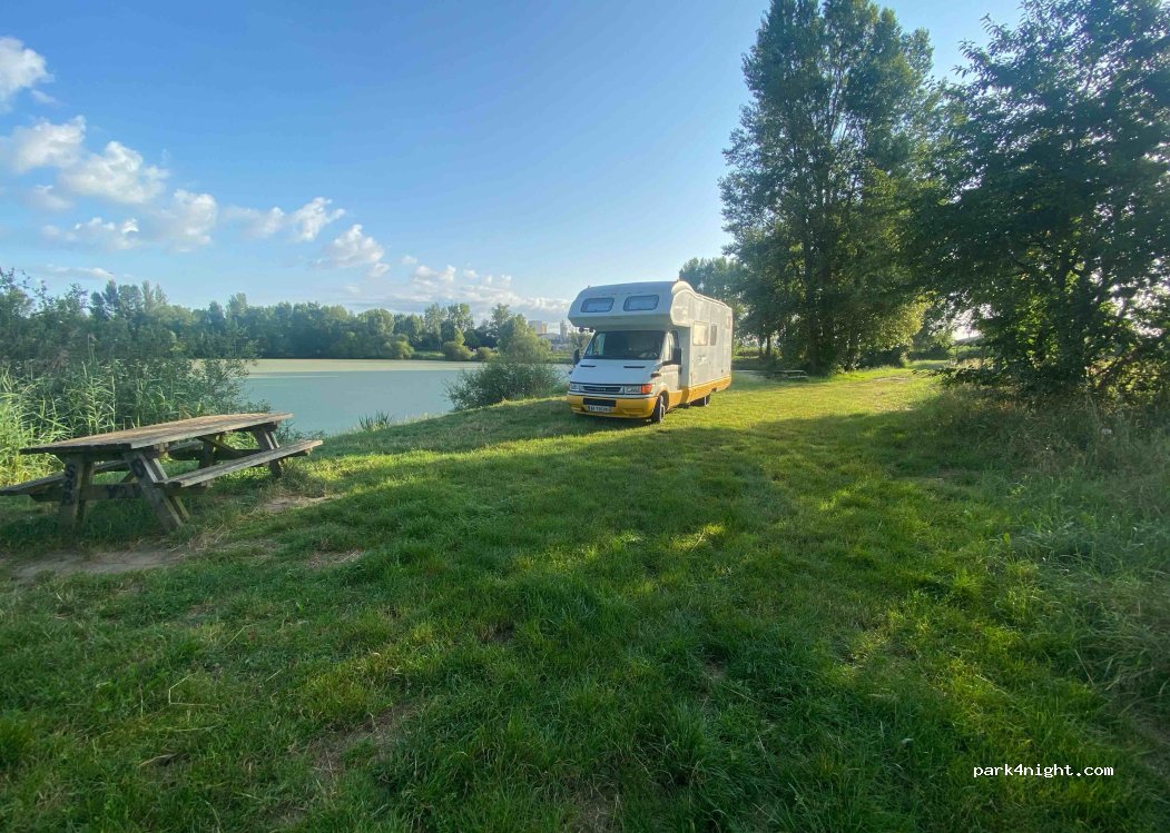 (42340) Rivas - 214 Chemin de la Vorzillière — foto 2