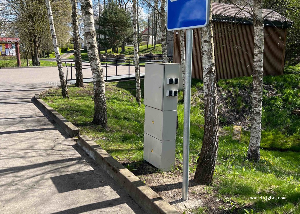 (74442) Veliuona - 1 Dariaus ir Girėno gatvė — foto 4