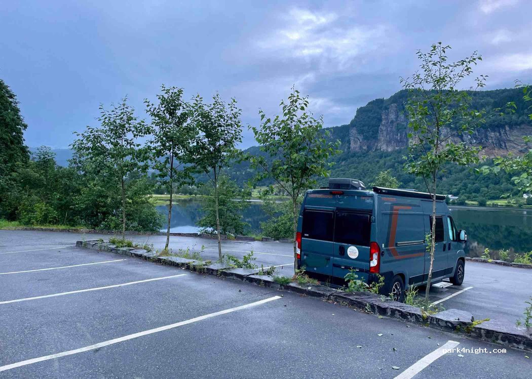 Steinsdalsvegen Bobilparkering — foto 2