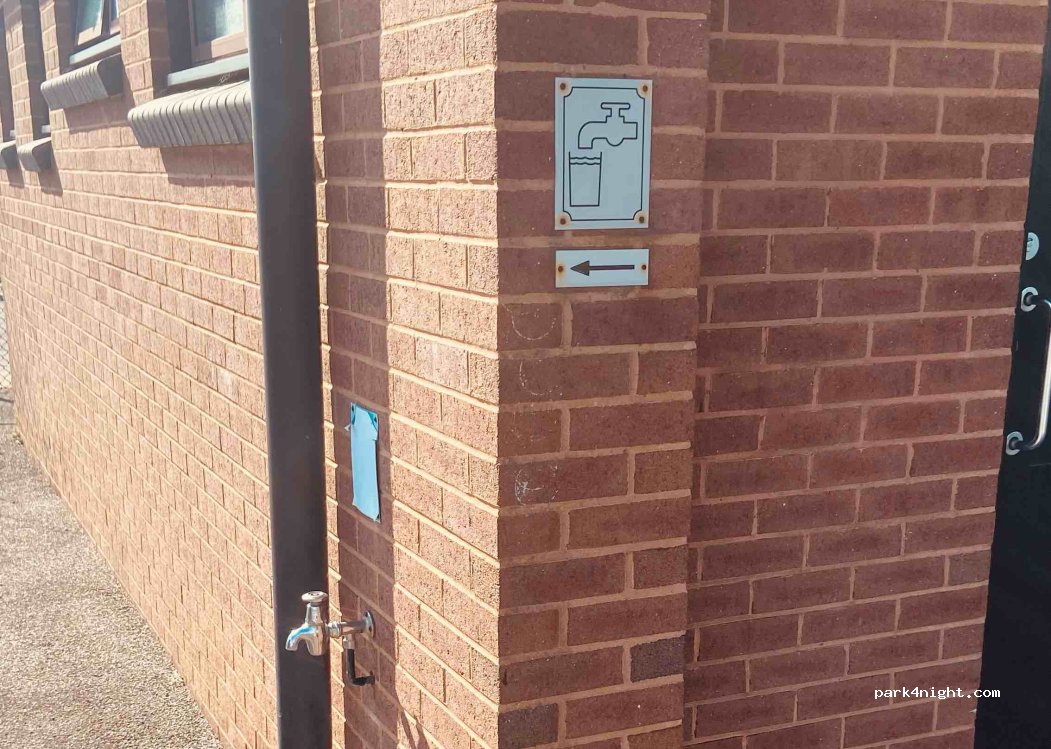 (BH15 4AJ) Poole - 27 New Harbour Road South — foto