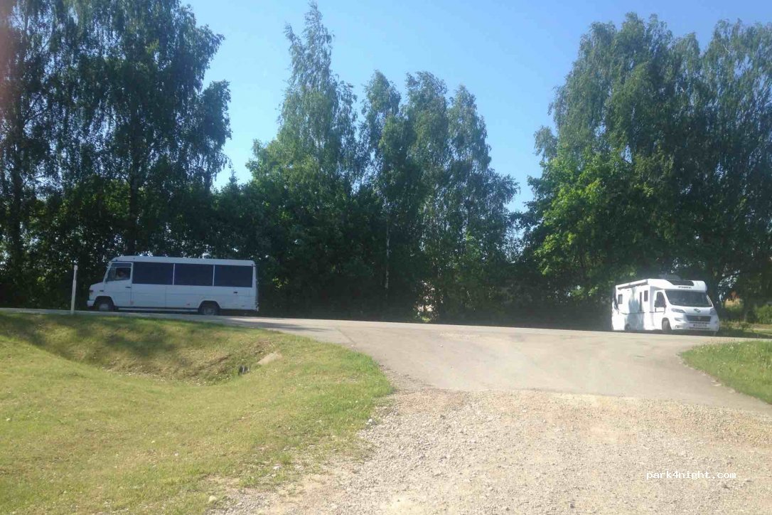 (82211) Pakalniškės - Unnamed Road — foto 2