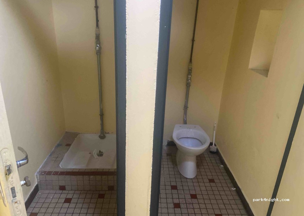 (29246) Poullaouen - 5 Avenue de la Tour d'Auvergne — foto