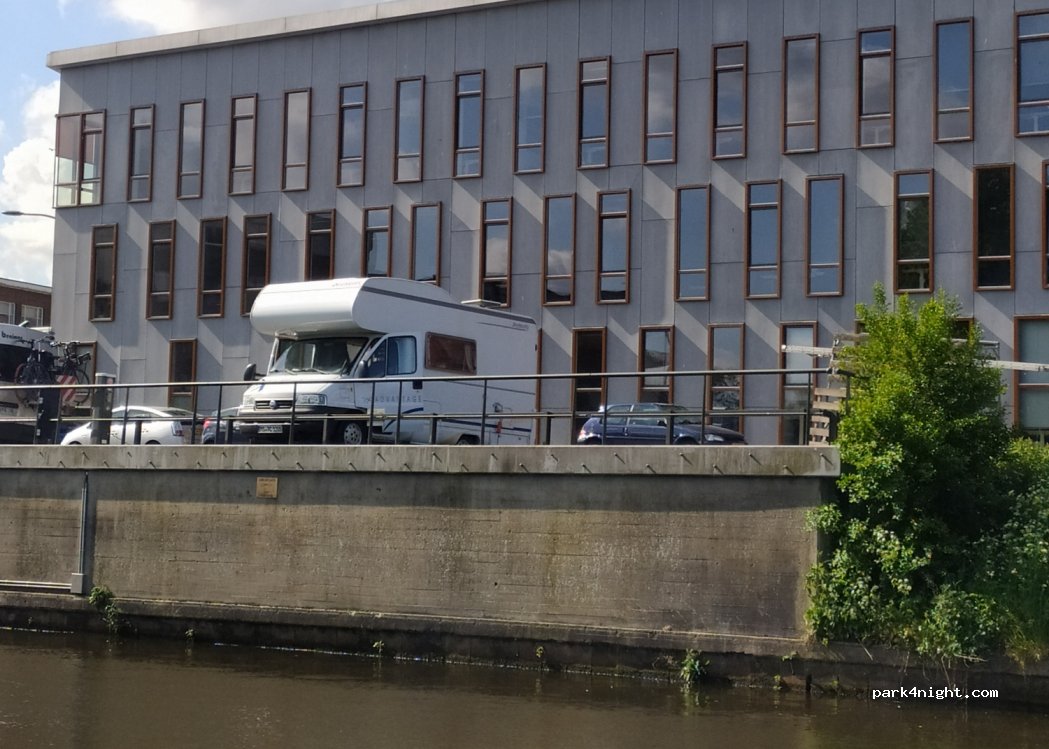 Camperplaats Eemhaven Amersfoort — foto 2