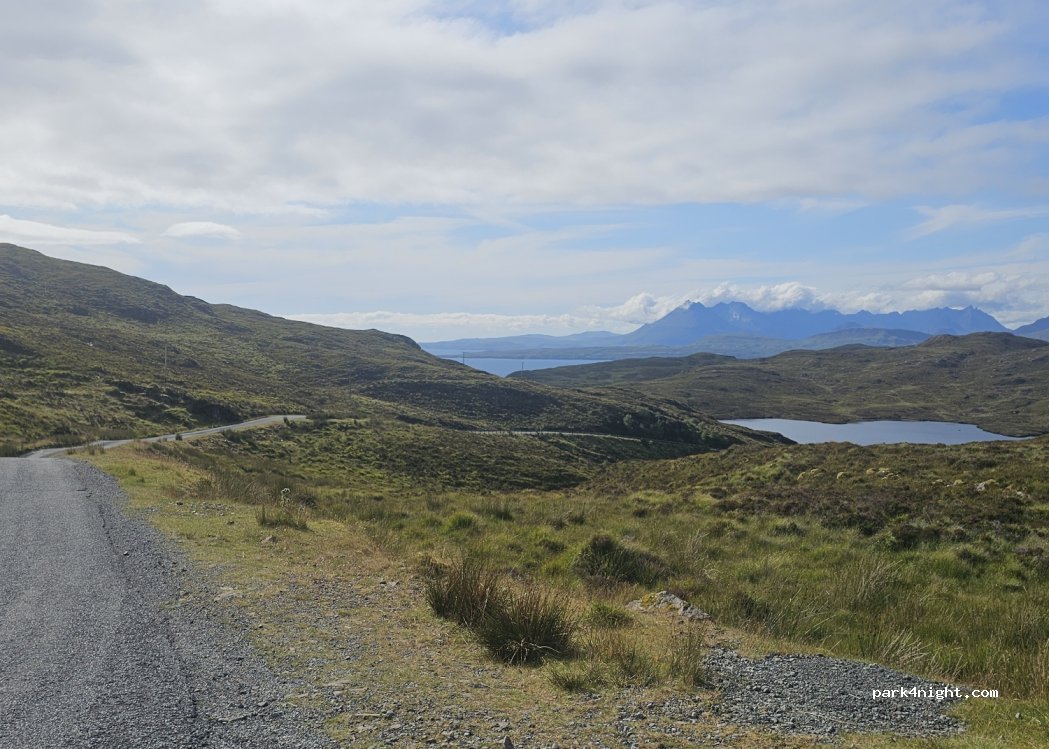 (IV46 8SB) Achnacloich - Unnamed road — foto 2