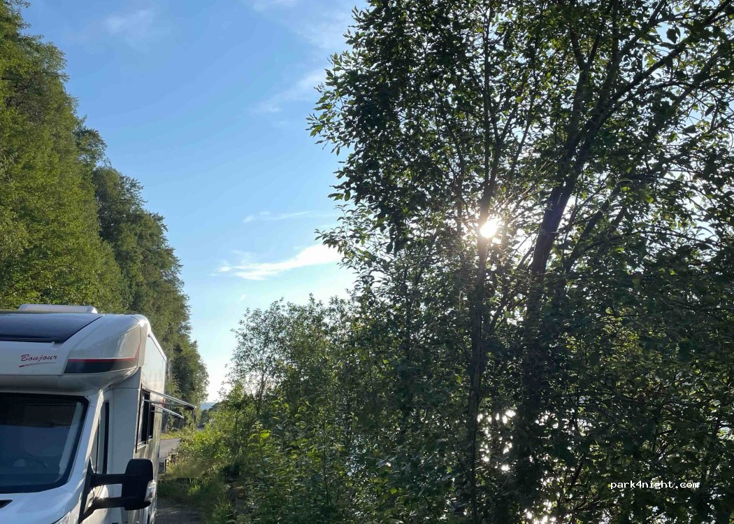 (4580) Lyngdal - Unnamed Road — foto