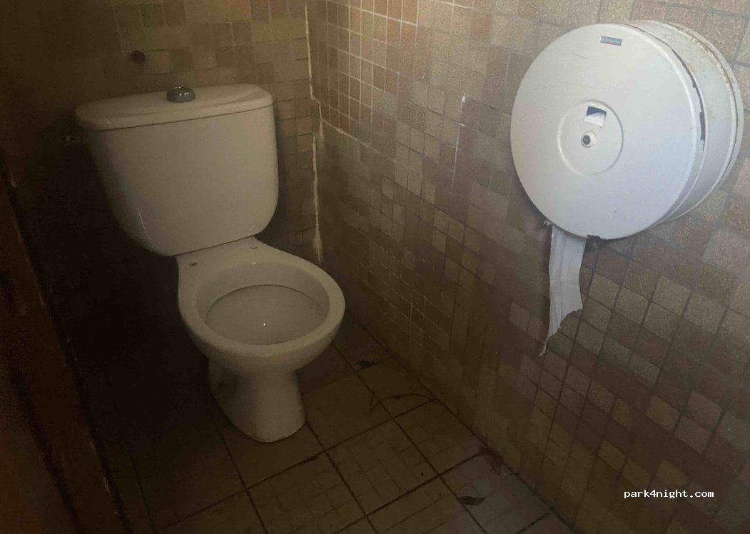 (22810) Belle-Isle-en-Terre - 16 Rue du Pont Cunuder — foto 2
