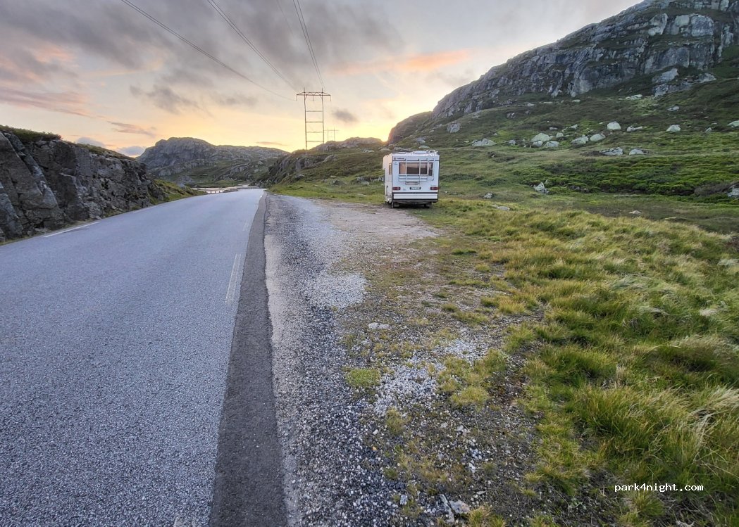 (4443) Tjørhom - 18 Sekundær Fylkesveg 987 — foto
