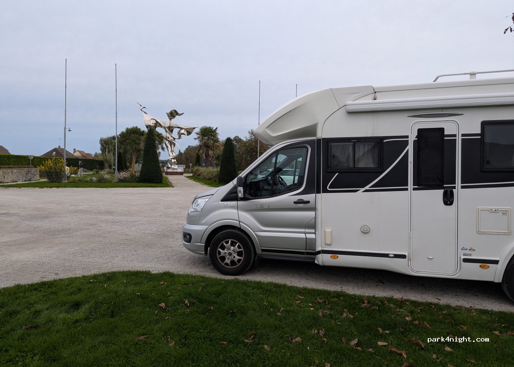 (14450) Grandcamp-Maisy - 30 Rue du Commandant Kieffer — foto 4
