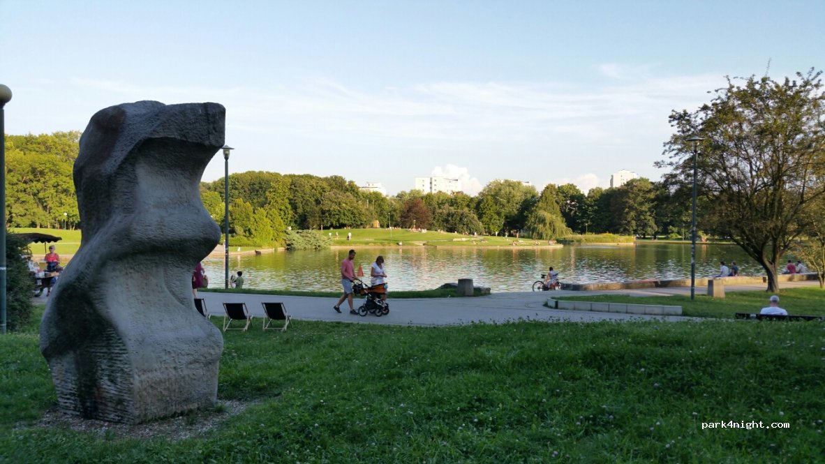 () Warszawa - 20 Rokitnicka — foto