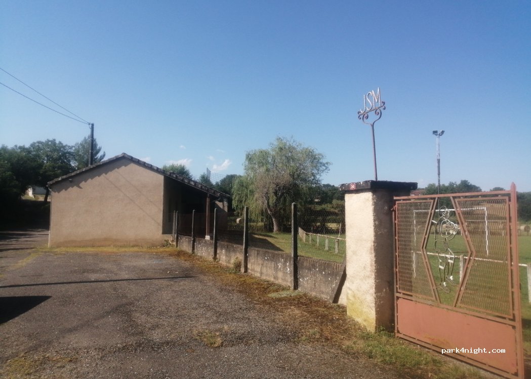 (46500) Miers - 245 Route du Stade — foto