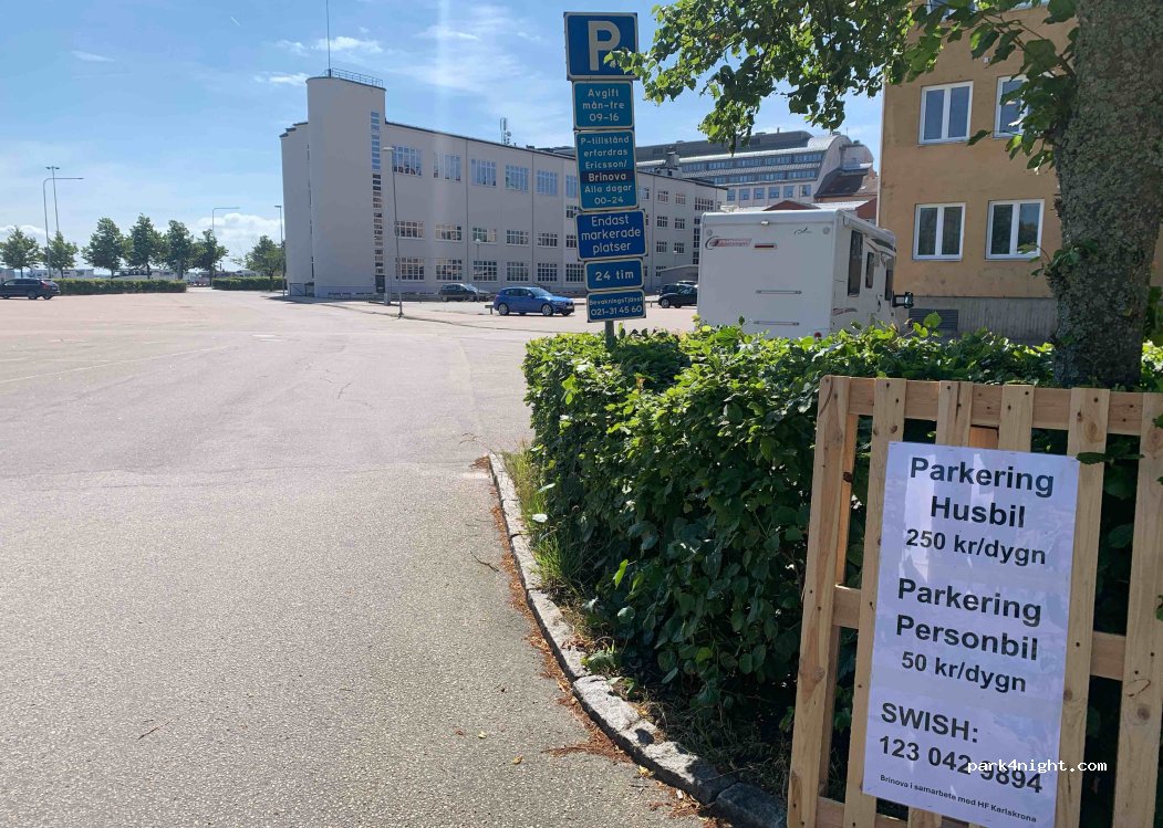 (371 33) Karlskrona - 54 Drottninggatan — foto 2