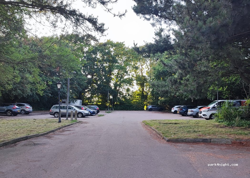 (RH6 8SG) Horley - 6 Church View Close — foto