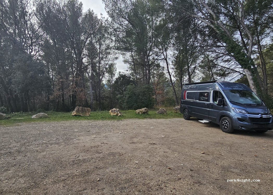 (13720) La Bouilladisse - 247 Avenue de la Sainte-Baume — foto 2