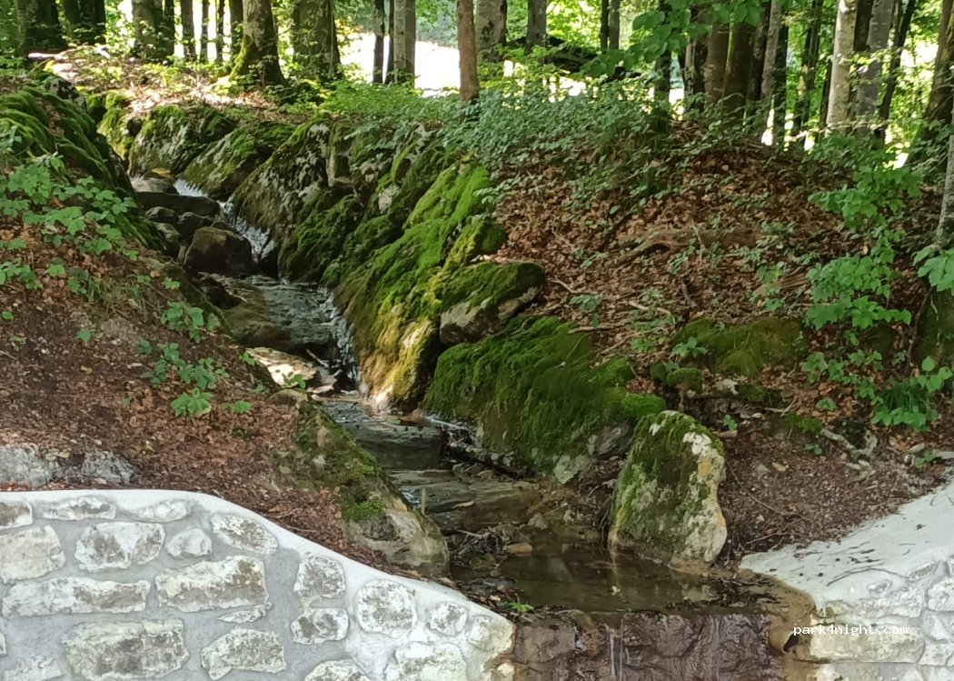 (74440) La Rivière-Enverse - 2424 Route du Fer à Cheval — foto 2