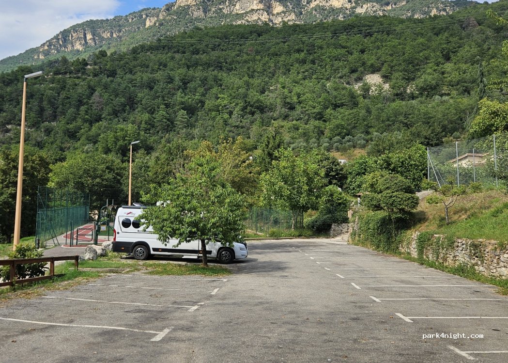 (06420) La Tour - 129 Roussillon — foto 3