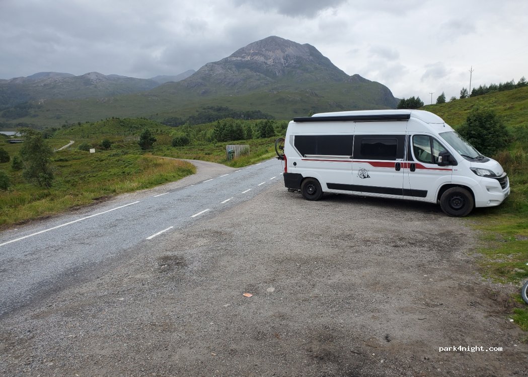 (IV22 2ES) Achnasheen - A896 — foto