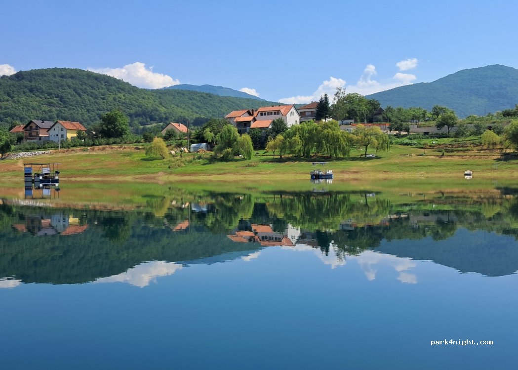 Camping and apartments Markešić — foto