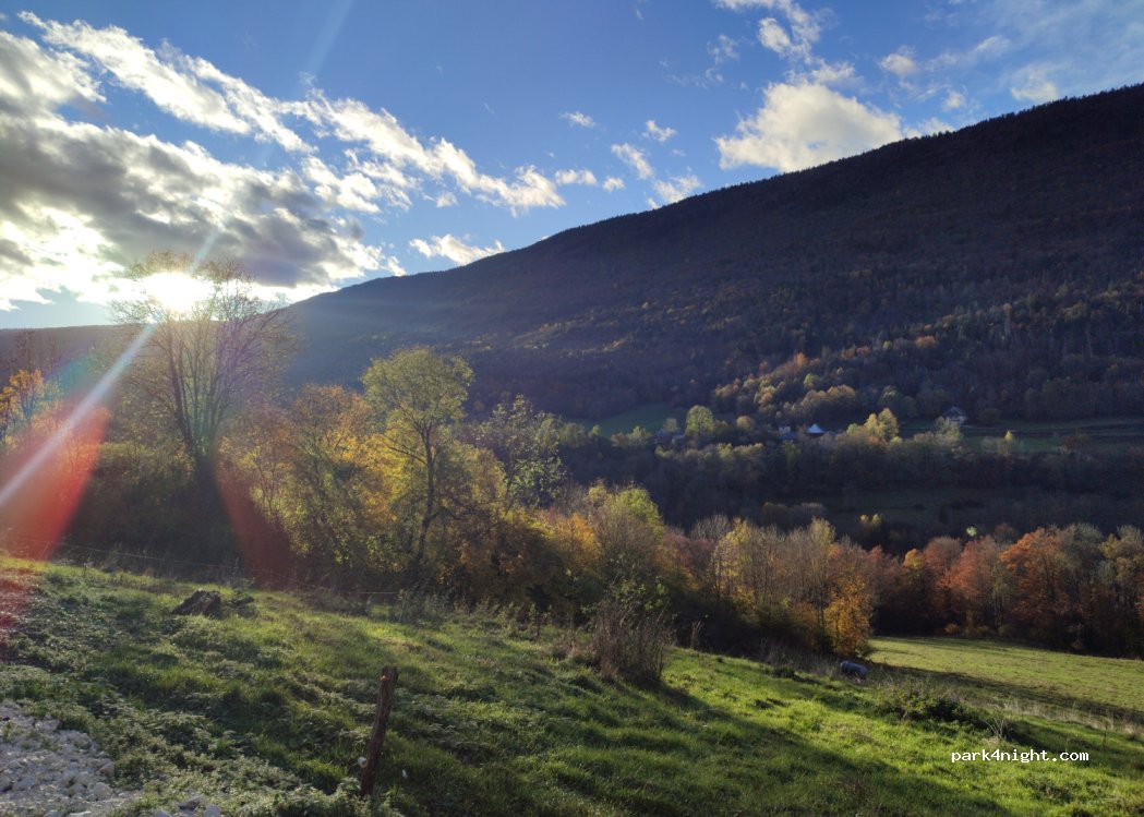 La Ferme de Rossanaz - Cochons et Oeufs heureux — foto 2
