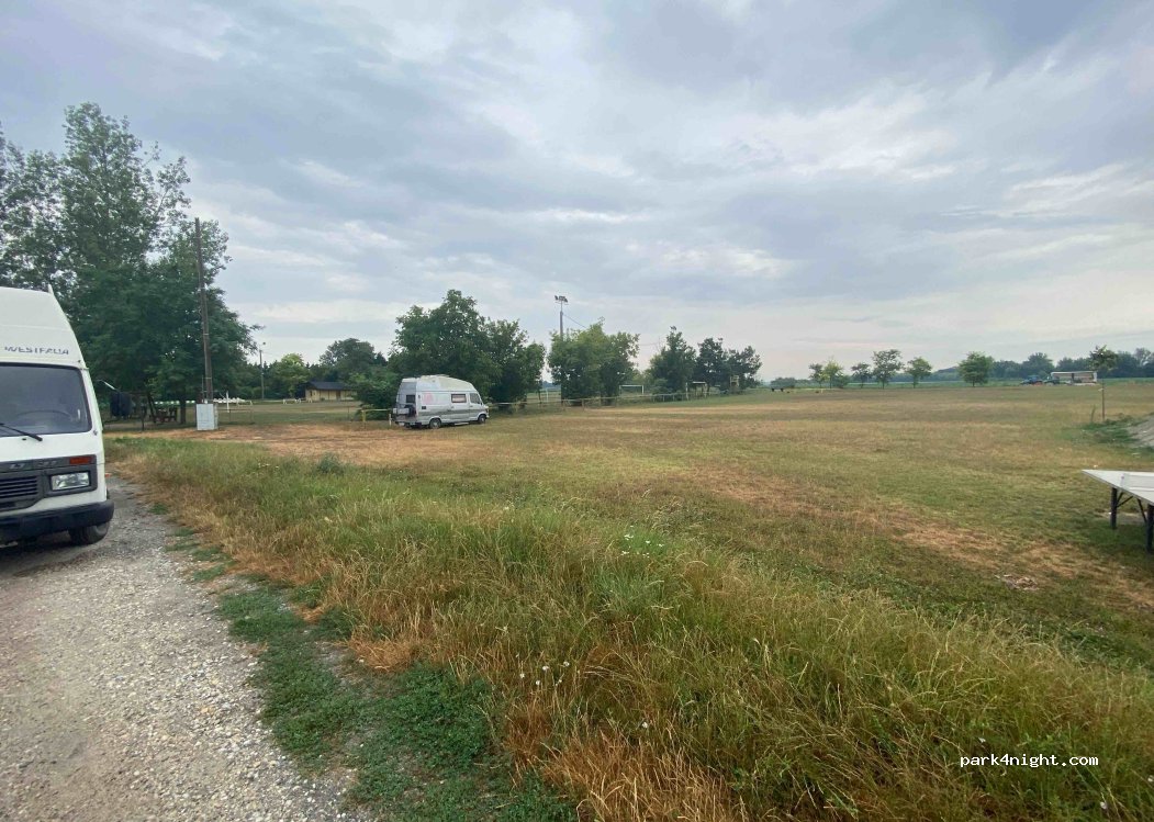 (9173) Győrladamér - 60 Mátyás király utca — foto 2