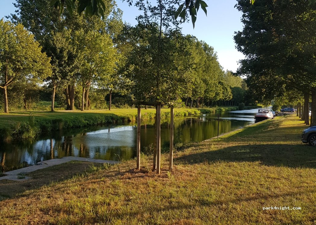 (80340) La Neuville-lès-Bray - 2-4 Rue du Port — foto 2