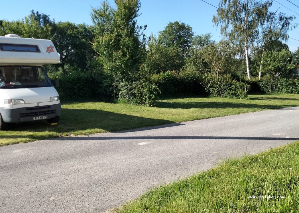 (80340) La Neuville-lès-Bray - 2-4 Rue du Port — foto 4