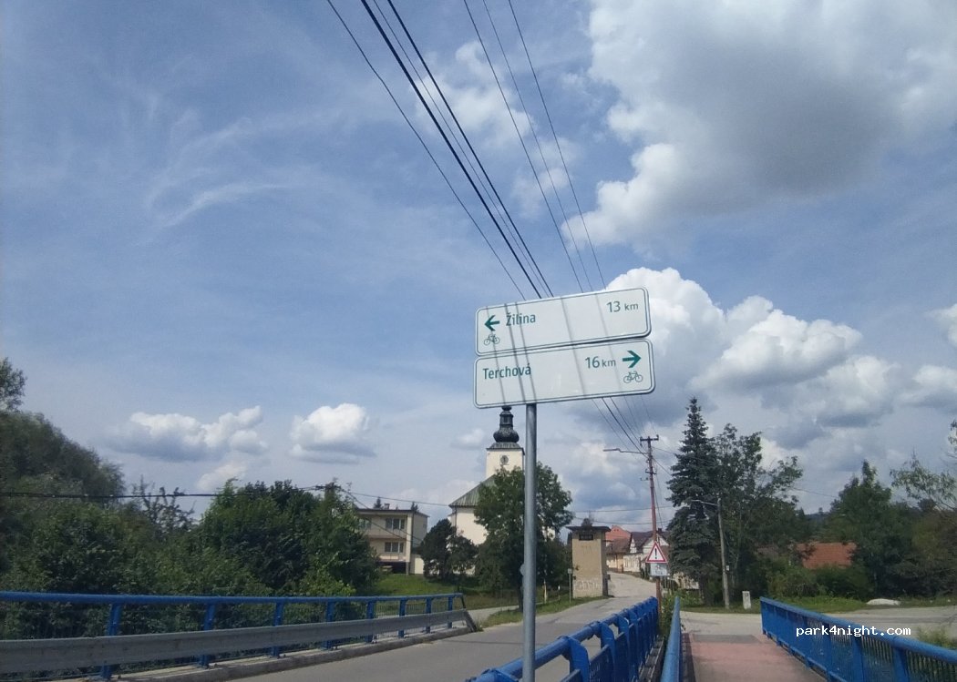 (013 03) Varín - 236/5 Farská — foto 3