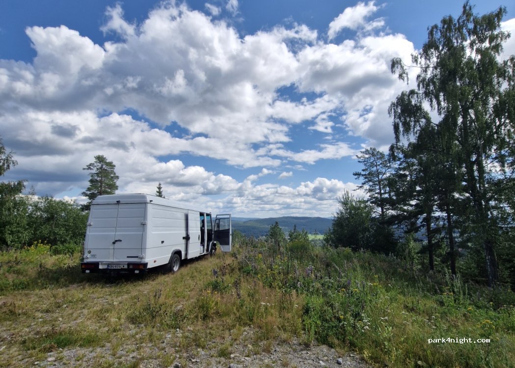 (827 50) Järvsö - 23 Alpvägen — foto