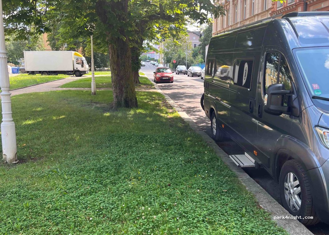(350 02) Cheb - 8 Divadelní náměstí — foto