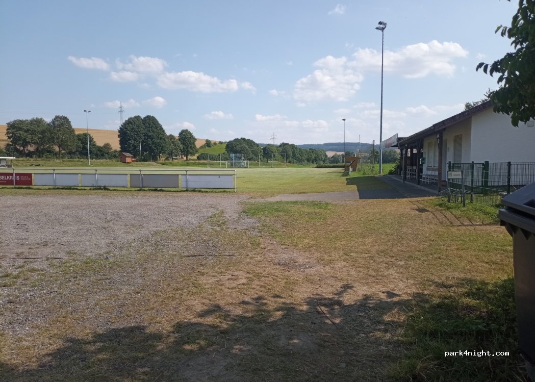 (33034) Brakel - 1 Krummfußkämpe — foto 2