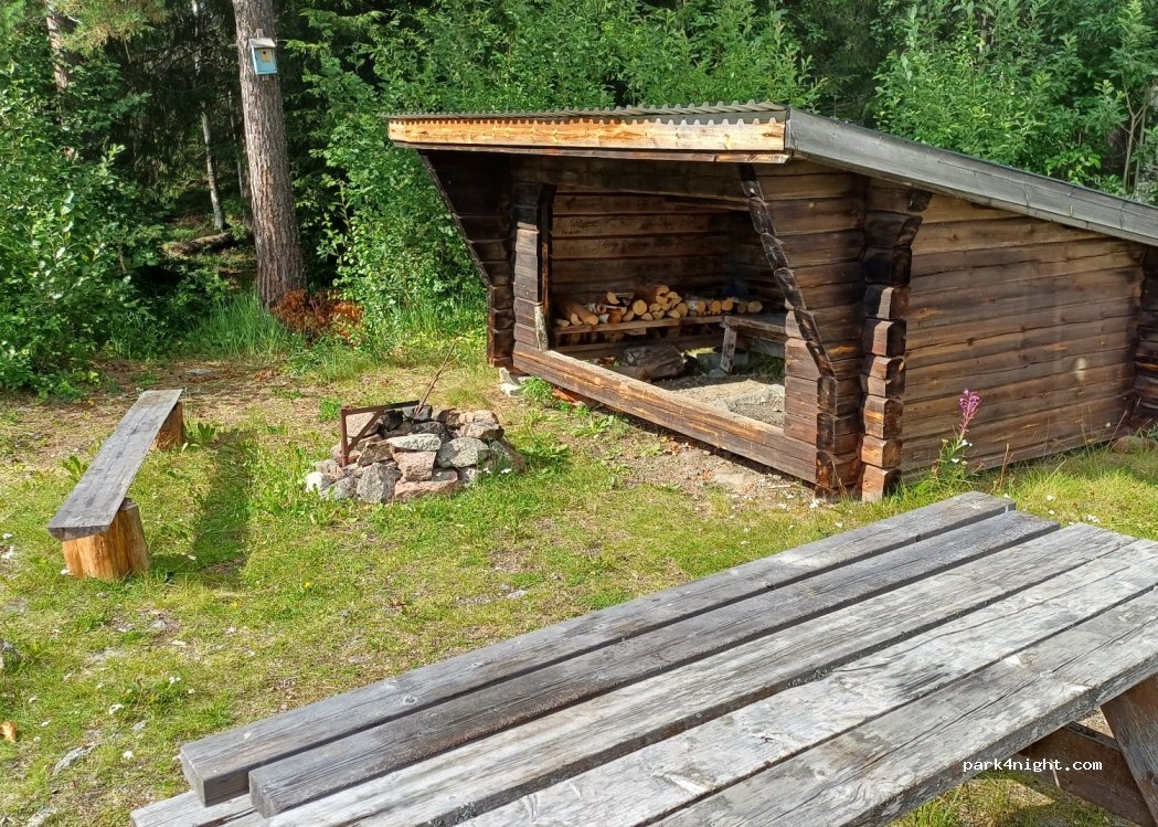 (844 95) Stugun - — foto 3