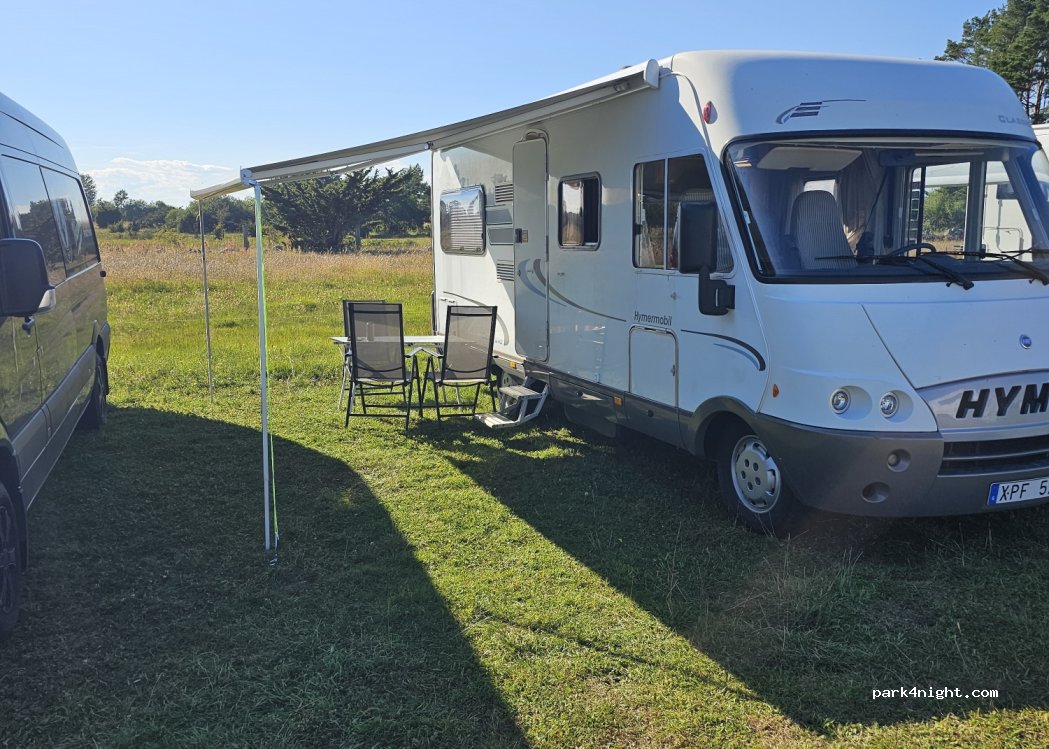 (386 94) Färjestaden - Unnamed Road — foto