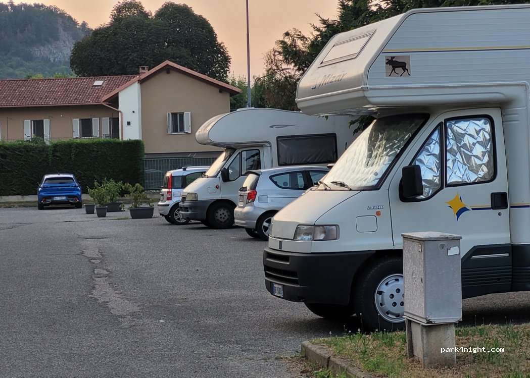 (10045) Piossasco - 42 Via Vittorio Alfieri — foto 2