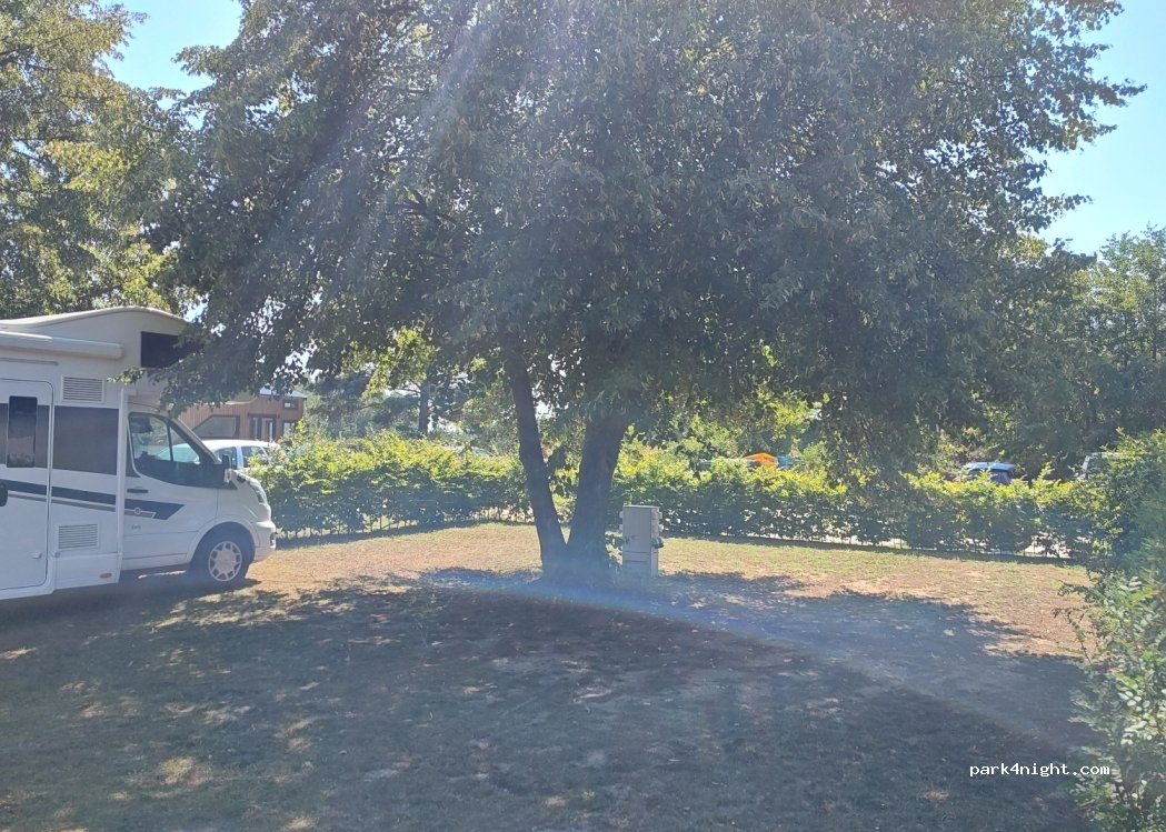 Wrzosowe Love | Pensjonat | Restauracja | Pole kamperowe | Pole Namiotowe — foto 4
