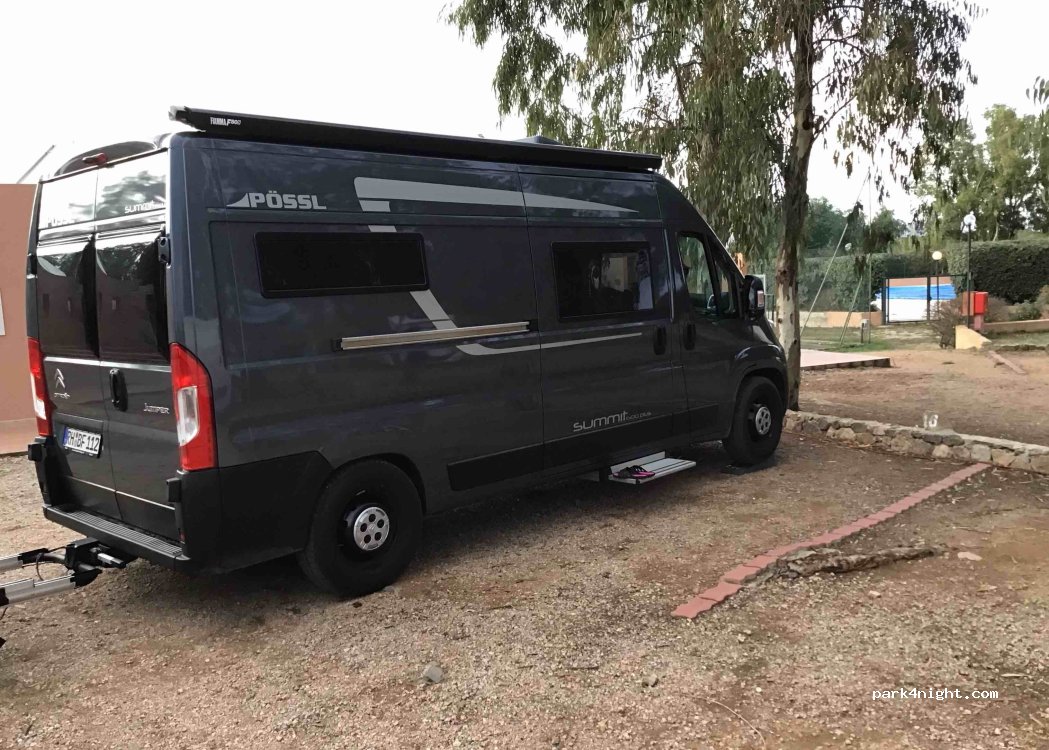 Area attrezzata camper cala Cavallo — foto