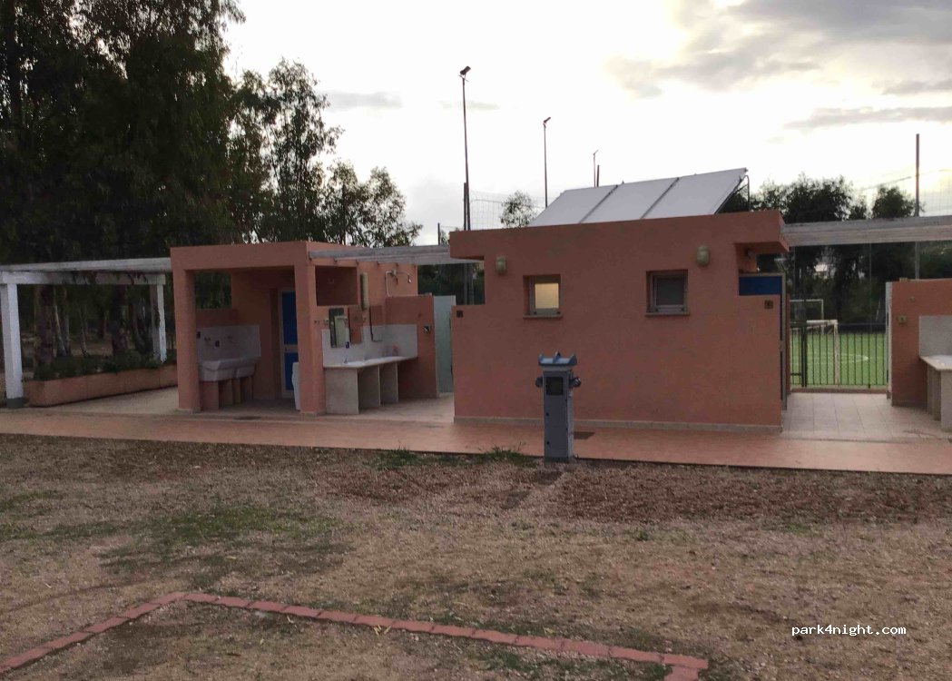 Area attrezzata camper cala Cavallo — foto 3